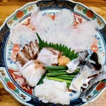 ピコのおすし - 料理写真:骨抜きハモ、油タコの刺身
