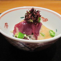 日本料理 幸庵 - お造りは、醤油と黄身の泡だてたソース