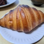 クロワッサン屋サクサク - プレーン(380円)