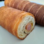 クロワッサン屋サクサク - フランク(690円)　断面