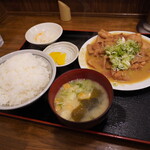 かつ美食堂