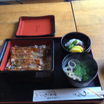 せきのう - 料理写真:うな重の上