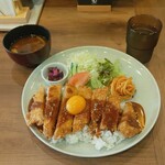 カツライスUD - カツライス ※これに食後のデザートがつきます (税込)1,600円 (2026.08.29)