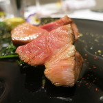 レストラン ラッセ - 27年5月　石田めん羊牧場　仔羊の炭火ロースト　肉のジュのソース　アップ