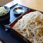 かみしろや - ざるそば大盛り（￥970税込み）