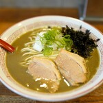 煮干中華そば専門 煮干丸 - 料理写真:濃厚煮干そば950円+チャーシュー2枚200円