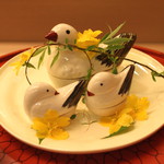 京懐石 吉泉 - 可愛い器の八寸　(2015/04)