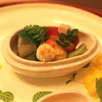 京懐石 吉泉 - 八寸　（百合根、飯蛸、子持ち昆布、玉子を塗した小芋、レモンと一緒に炊いたさつま芋、空豆）　(2015/04)