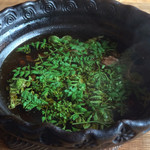 徳山鮓 - 熊猪鹿のつみれ鍋　花山椒を入れたところ