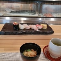 潮り - 限定ランチの握り5カン