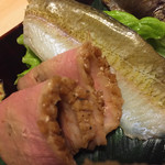 流山 すず季 - おまかせ会席 盛り込み料理
      鴨ロース、鱚の風干し