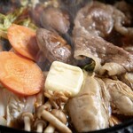 宮島茶屋～CHAYA～ - 牡蠣バターと黒毛和牛すき焼き