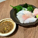 魚屋の立呑み かたふり - 