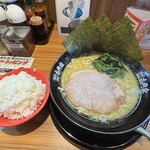 壱角家 × 油そば総本店 - 