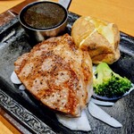 ステーキガスト - 料理写真: