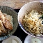 Fujiya - 小天丼と冷やしたぬき蕎麦セット 850円