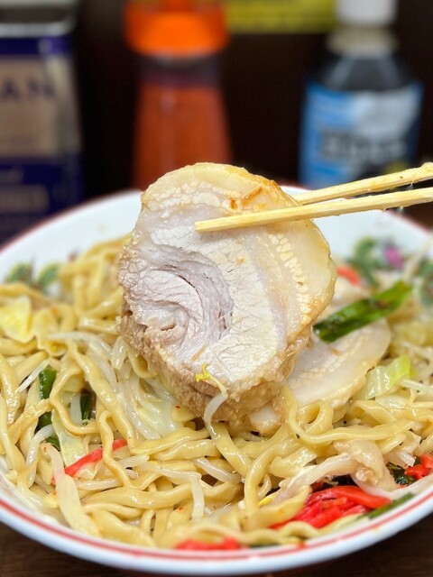 ラーメン二郎 横浜関内店 （らーめんじろう） - 伊勢佐木長者町