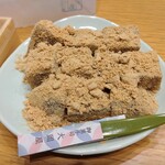 大岡屋製菓舗 - わらび餅　安定の美味しさ　きな粉が香ばしくいい風味