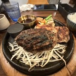 炭火ハンバーグ 肉焼き亭 - 炭火ハンバーグM（200g）と鶏もも肉100g