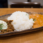 ちぃりんご - あいがけカレー（キーマ＆チキン） 1,100円