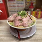 らーめん専門店 煮干しと豚 - 料理写真: