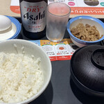 松屋 - 料理写真:Wで選べる玉子かけごはん(生玉子・ミニ牛皿)＋ビール中瓶(アサヒスーパードライ)