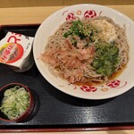 いろり庵 きらく - 料理写真:山形だしのネバトロそば(特盛)＋納豆