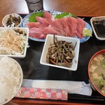 ダイニングキッチン えん - 料理写真:生マグロの赤身