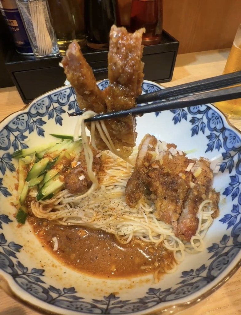 寿 限 無 担々麺 上野 店