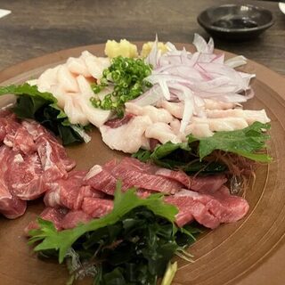 和バル RIQ