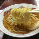 中華料理代一元 - 麺リフト