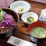 金澤屋牛肉店 - ランチステーキ丼