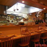 グリル小川 - 店内