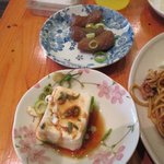 案山子 - 冷奴　こんにゃくの味噌炒め