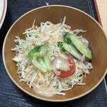 そば処 いりや - カレーライスのサラダ