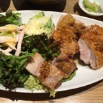 ワ カフェ エイム - チキングリル、パリッ、ジュワ〜