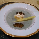 トゥ・ラ・ジョア - ヨモギと小林産ミラクル糖度のコーンのビシソワーズ