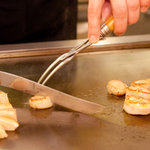 鉄板料理　八天 - 魚貝の鉄板焼き　ホタテ貝