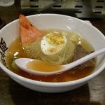 ホルモン食堂食樂 - 冷麺小盛1