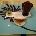 トゥ・ラ・ジョア - 和牛の中華まん、トリュフ入り