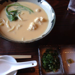 浜鮮魚 - 玉子そば、平常時は800円也^ ^
                                
                                お好みでネギと柚子胡椒をお入れ下さいとの事。