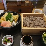 今日亭 - 料理写真:日替り定食