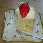 トルテ - イチゴのシフォン