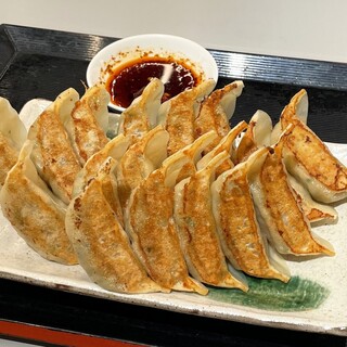ぎょうざ処 亮昌_1