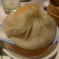 中国飯店 富麗華 - でっかい小龍包