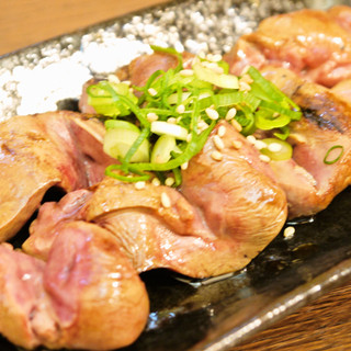 Okaichii的烤鸡肉串一定会让人上瘾!