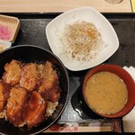 名古屋名物 みそかつ 矢場とん - 料理写真: