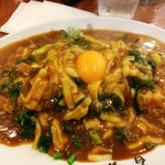 トンカツカレー・ホウレン草、チーズ、生卵トッピング