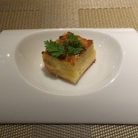 Cucina Italiana 東洞 - タマネギのキッシュ