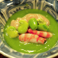 なる屋 - えんどう豆のすり流し。いきなりの器、良いものをお持ちです。